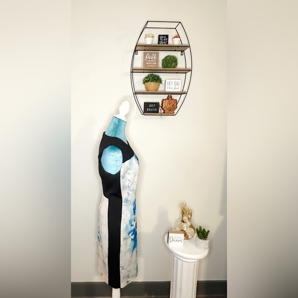 Stunning Tarhari Dress Size 6 – Vibrant Blue & Green Elegance for Any Occasion! - Picture 4 of 12